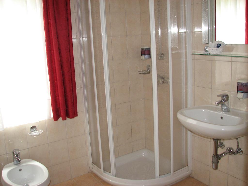 Gostisce Masun Otel Oda fotoğraf